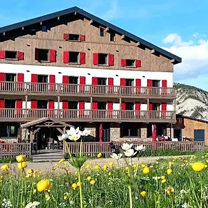 Sainte Anne/ La Pourvoirie La Condamine-Chatelard