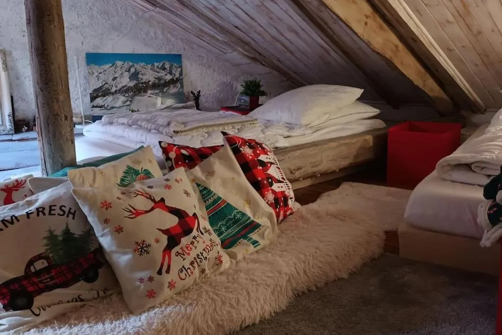 Holiday home Maison De Montagne 2 A 8 Couchages Proche Barcelonette La Condamine-Chatelard