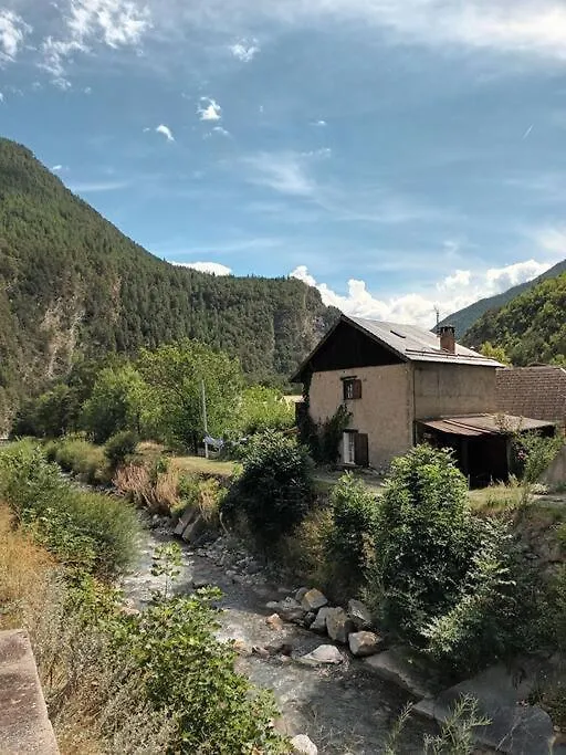 Holiday home Maison De Montagne 2 A 8 Couchages Proche Barcelonette La Condamine-Chatelard France